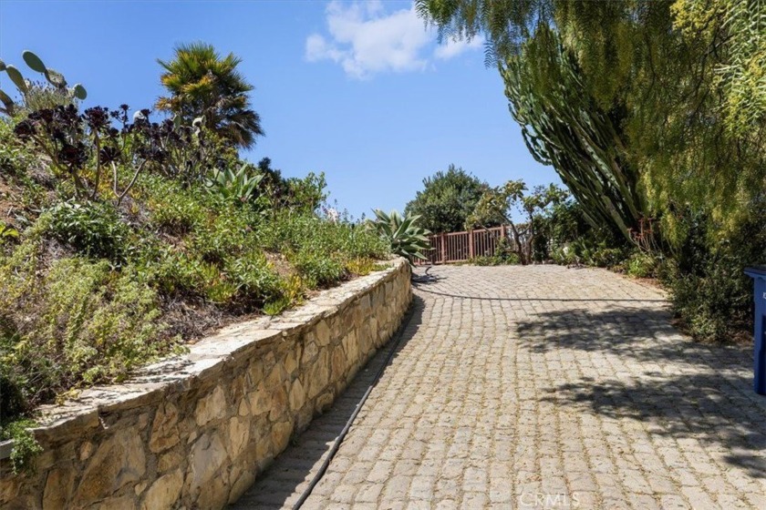 This is a *Land Sale*: 3261 Crownview Drive, has approved plans - Beach Lot for sale in Rancho Palos Verdes, California on Beachhouse.com