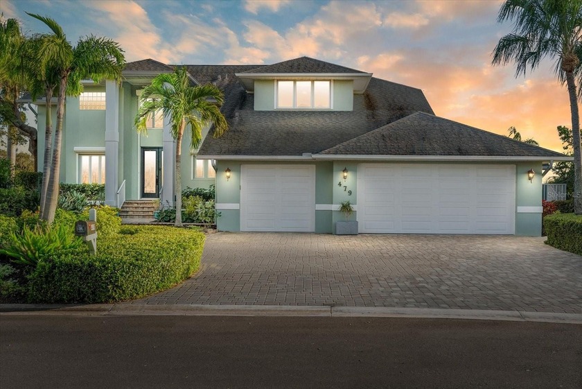 Positioned on South Creek just off the Intracoastal Waterway - Beach Home for sale in Osprey, Florida on Beachhouse.com