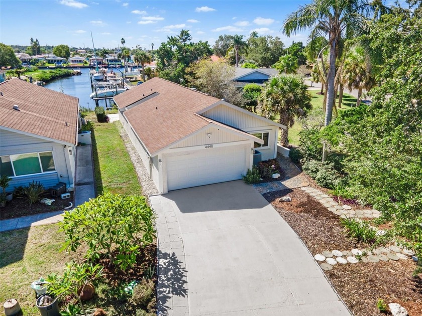 SELLER WILLING TO ASSIST BUYER WITH CLOSING COSTS! Welcome to - Beach Home for sale in New Port Richey, Florida on Beachhouse.com