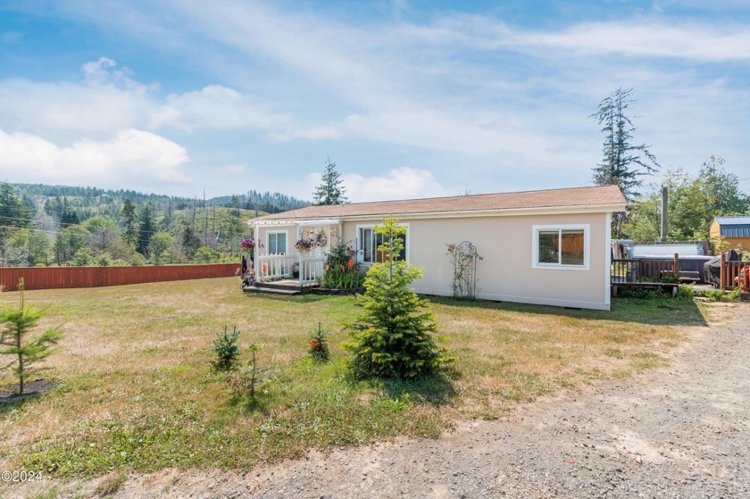 Welcome home! Beautiful Country Setting, Fully Fenced 1/2 Acre - Beach Home for sale in Otis, Oregon on Beachhouse.com