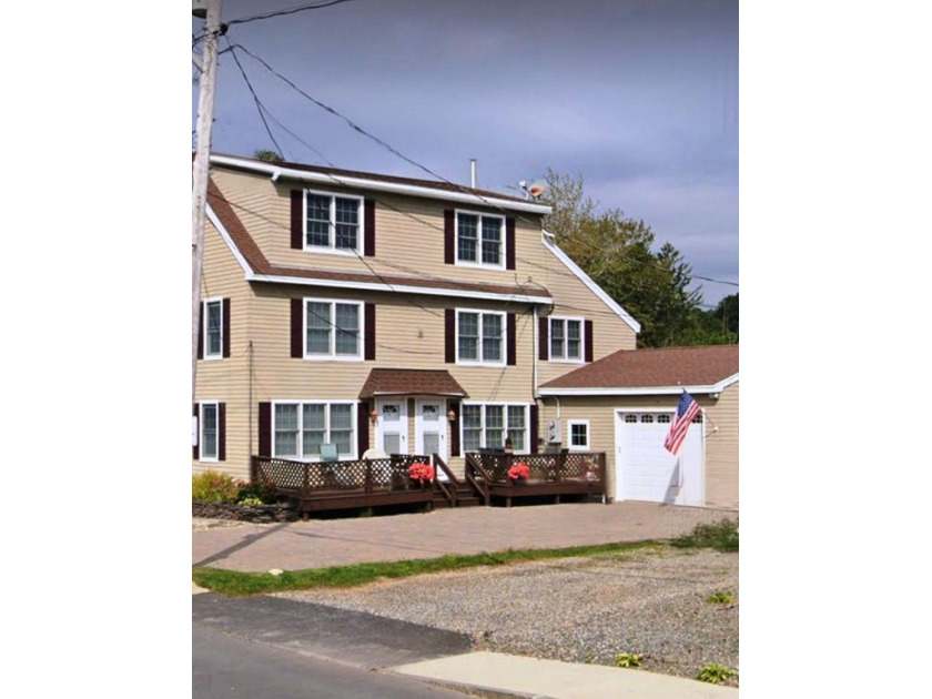 Welcome to this charming 2 family home in desirable North Beach - Beach Home for sale in Hampton, New Hampshire on Beachhouse.com
