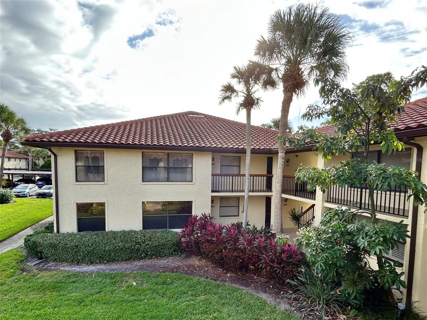 Under contract-accepting backup offers. This condo is move-in - Beach Condo for sale in Clearwater, Florida on Beachhouse.com