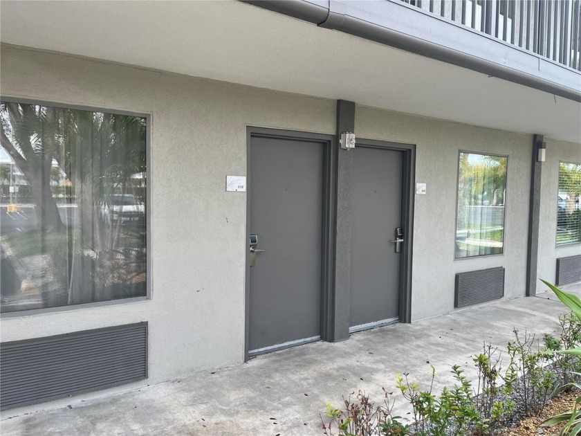 $20,000 PRICE ADJUSTMENT...now is the time to *wrap up* this - Beach Condo for sale in Sarasota, Florida on Beachhouse.com