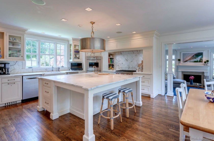 Welcome to the heart of the prestigious Pine Orchard Association - Beach Home for sale in Branford, Connecticut on Beachhouse.com