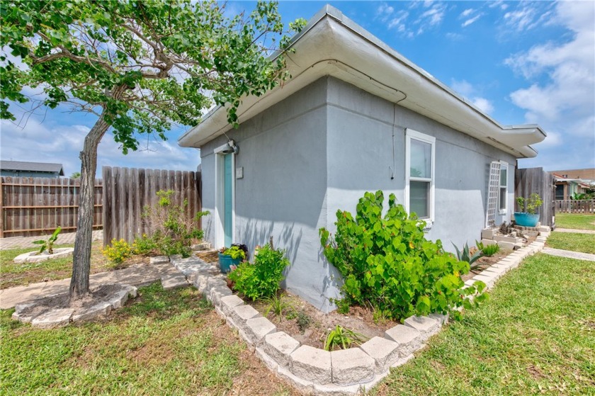 This mid-century 1946 stucco cottage in the heart of old town - Beach Condo for sale in Port Aransas, Texas on Beachhouse.com