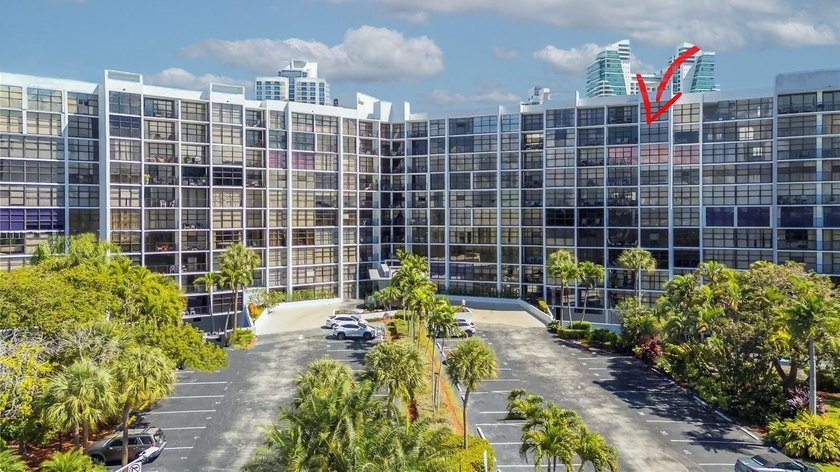 orgeous 2BD/2BA with Stunning City Views! Beautifully renovated - Beach Condo for sale in Hallandale Beach, Florida on Beachhouse.com