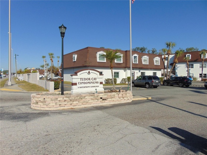 Newly renovated one bedroom one bath condo.The condo has all new - Beach Condo for sale in Tampa, Florida on Beachhouse.com