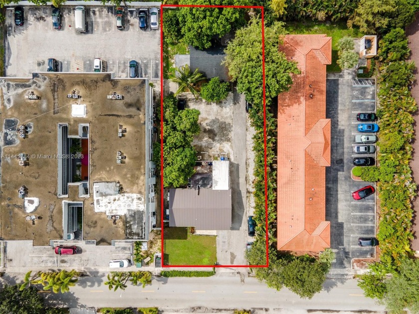 PRIME LOCATION  NEGOCIABLE PRICE!! Don't miss our this UNIQUE - Beach Lot for sale in Hollywood, Florida on Beachhouse.com