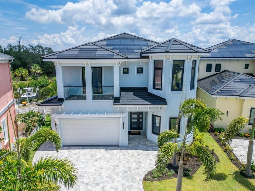 Welcome to 6520 Simone Shores Dr, Apollo Beach, FL - Brand-New - Beach Home for sale in Apollo Beach, Florida on Beachhouse.com