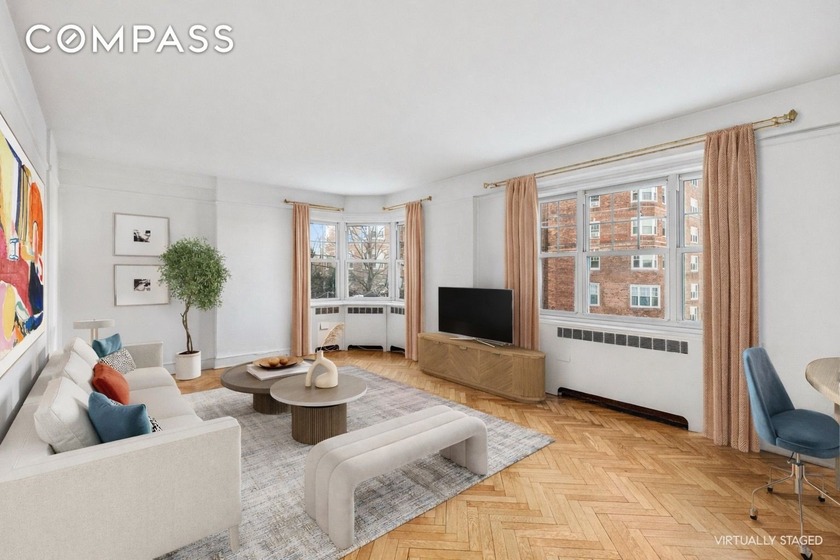 Bright and sunny SW-facing gracious Castle Village one bedroom - Beach Condo for sale in New York, New York on Beachhouse.com