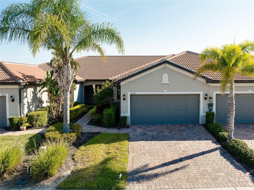 Discover the carefree Florida lifestyle in this beautifully - Beach Home for sale in Venice, Florida on Beachhouse.com