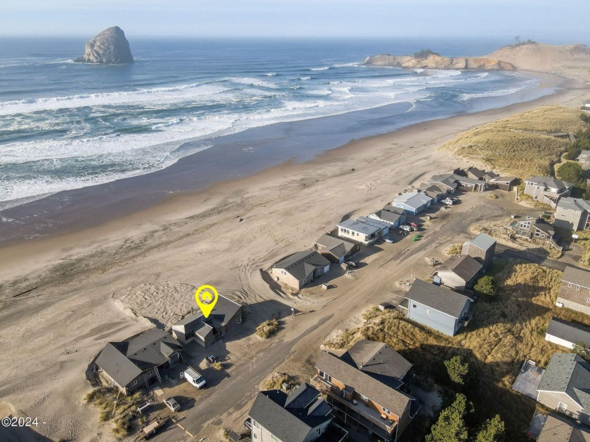 This is a uniquely designed classic Pacific City oceanfront - Beach Home for sale in Pacific City, Oregon on Beachhouse.com