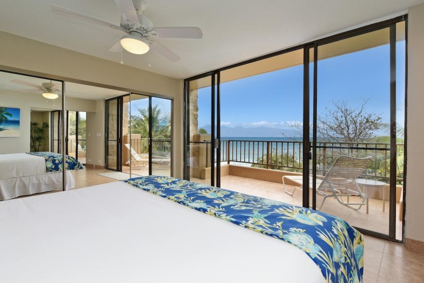 Paki Maui 424 · PM424 BeachFront 2BD w Ocean View - Beach Vacation Rentals in Lahaina, HI on Beachhouse.com