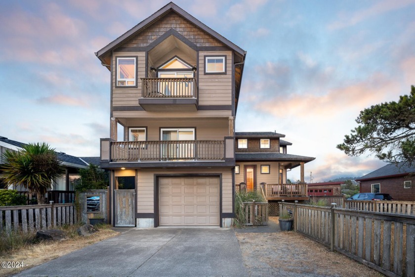 Turnkey vacation rental with transferable STR permit. This - Beach Home for sale in Pacific City, Oregon on Beachhouse.com