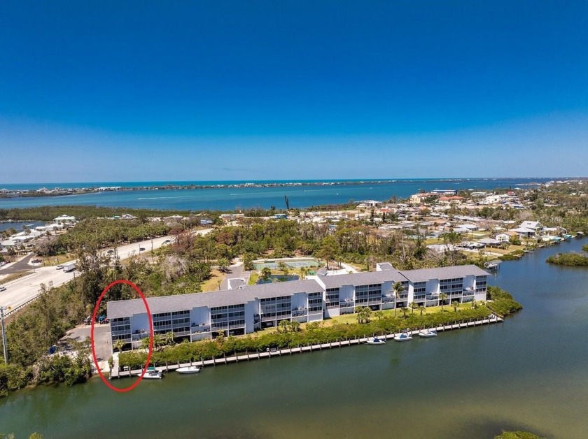WHAT A GREAT PRICE ON THIS WATERFRONT 2 bedroom/2 bath CONDO - Beach Condo for sale in Englewood, Florida on Beachhouse.com