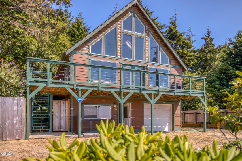 Big Ocean Views from this A-frame home just North of Waldport on - Beach Home for sale in Waldport, Oregon on Beachhouse.com