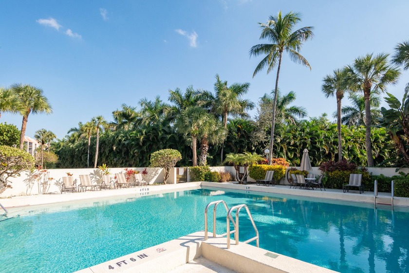 Beautiful fully furnished Corner 2 bedroom 2 bath unit with wrap - Beach Condo for sale in West Palm Beach, Florida on Beachhouse.com