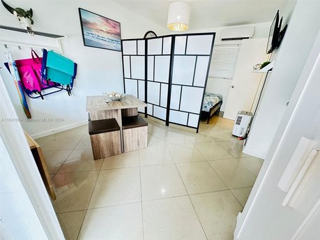 This lovely studio apartment is one block away from the beach - Beach Condo for sale in Hollywood, Florida on Beachhouse.com