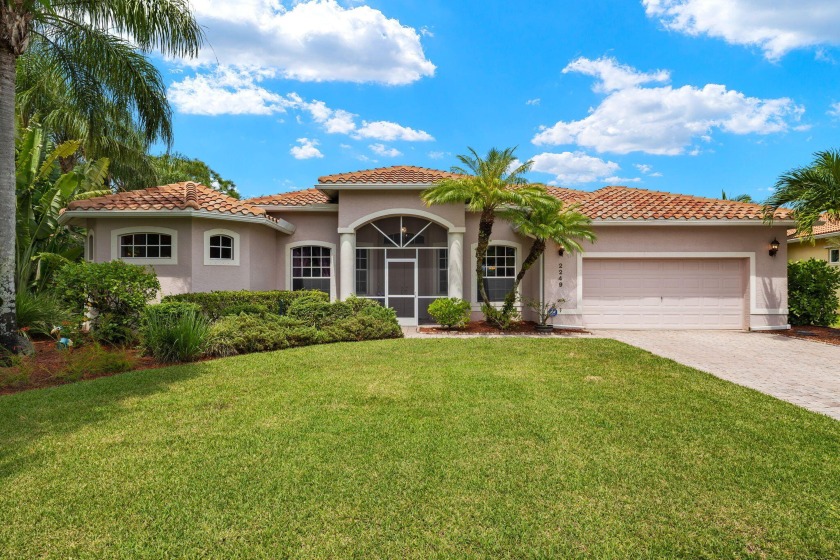 Welcome to this spectacular 3 bedroom + optional 4th bedroom or - Beach Home for sale in Naples, Florida on Beachhouse.com