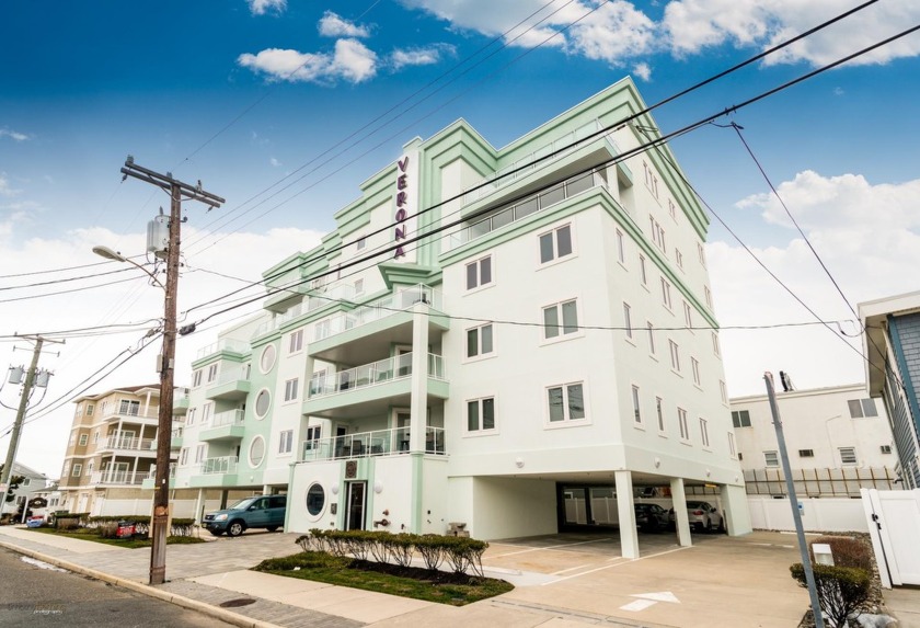 Welcome to this stunning 3-bedroom, 2-bathroom beach-block - Beach Condo for sale in Wildwood Crest, New Jersey on Beachhouse.com