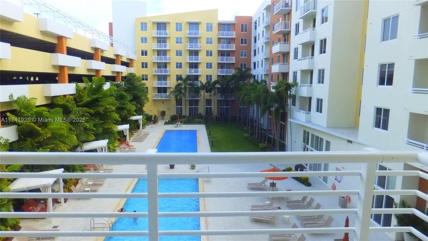 Centrally located, Venture Condominium has everything for a - Beach Condo for sale in Aventura, Florida on Beachhouse.com