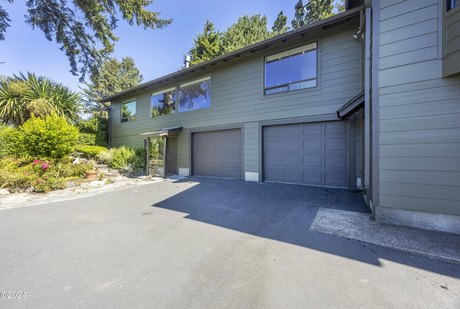 Sand, Sea, River and Slough views from almost every space in - Beach Home for sale in Seal Rock, Oregon on Beachhouse.com