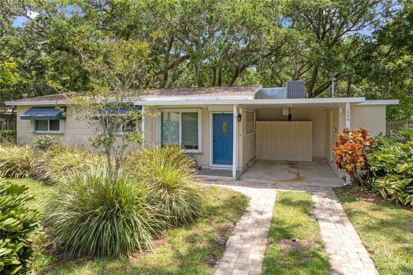 Welcome home to this amazing Dunedin home that sits on the edge - Beach Home for sale in Dunedin, Florida on Beachhouse.com