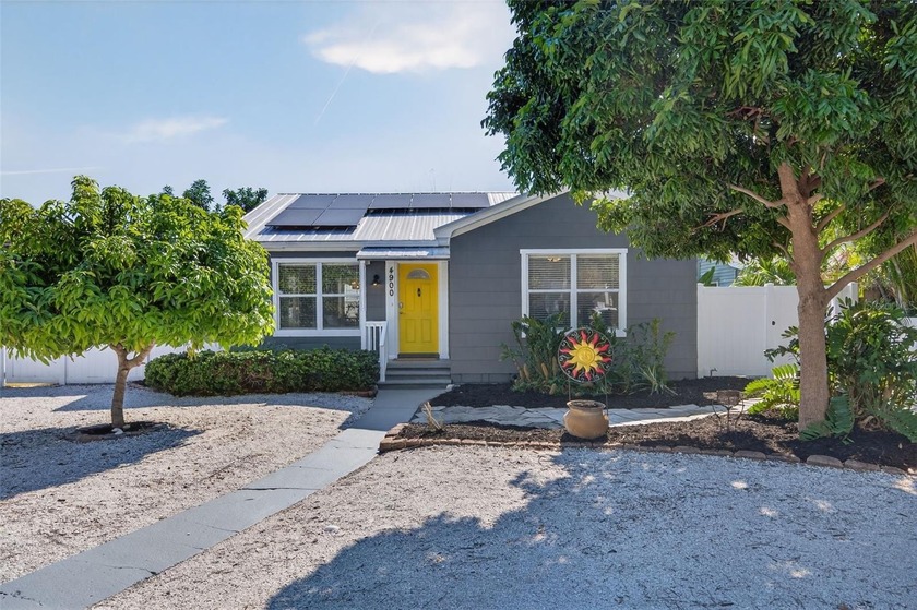 Vintage Gulfport Bungalow -- this quintessential Gulfport - Beach Home for sale in Gulfport, Florida on Beachhouse.com