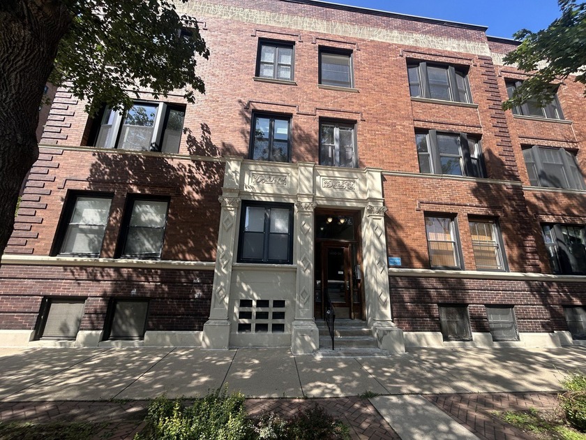 Modern living with historic charm! Welcome home to a charming - Beach Condo for sale in Chicago, Illinois on Beachhouse.com