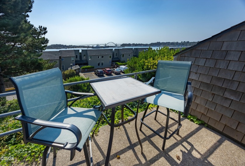 Enjoy the views of the bay, bridge and ocean from this nicely - Beach Condo for sale in Newport, Oregon on Beachhouse.com