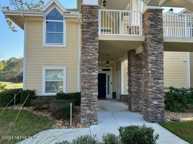 You will love the convenience of this fantastic 4 bedroom, 4 - Beach Condo for sale in St Augustine, Florida on Beachhouse.com