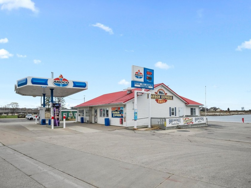 Successful Convenience Store/Gas Station with food service - Beach Commercial for sale in Kewaunee, Wisconsin on Beachhouse.com