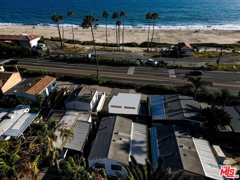 Last Remaining Oceanfront Lot. This is a rare opportunity to own - Beach Lot for sale in Pacific Palisades, California on Beachhouse.com