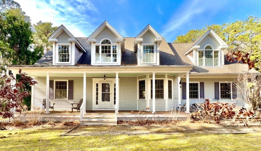 Wonderful Tashmoo Wood Association - West Chop.  Welcome to this - Beach Home for sale in Vineyard Haven, Massachusetts on Beachhouse.com
