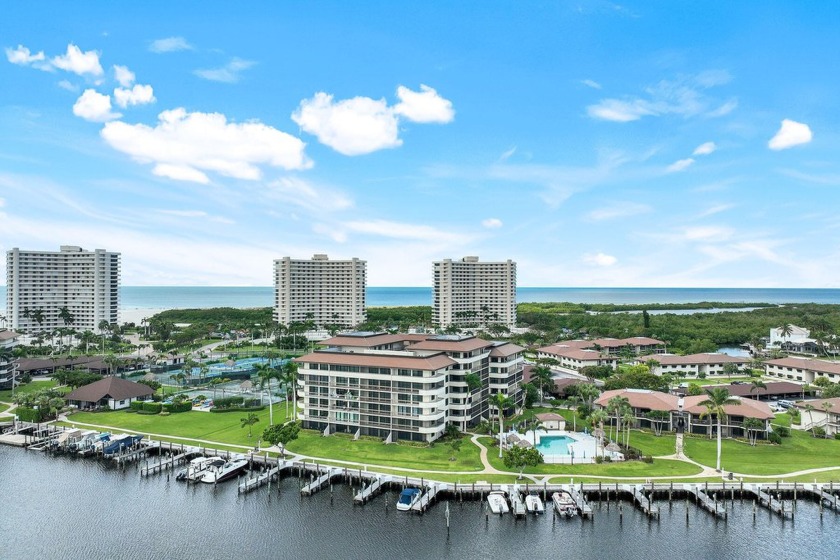 Beautifully updated condo offering shimmering views of Clam Bay - Beach Condo for sale in Marco Island, Florida on Beachhouse.com