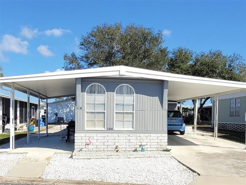 New Super low price! Say Hello to a Lifestyle of Ideal Relaxing - Beach Home for sale in Pinellas Park, Florida on Beachhouse.com