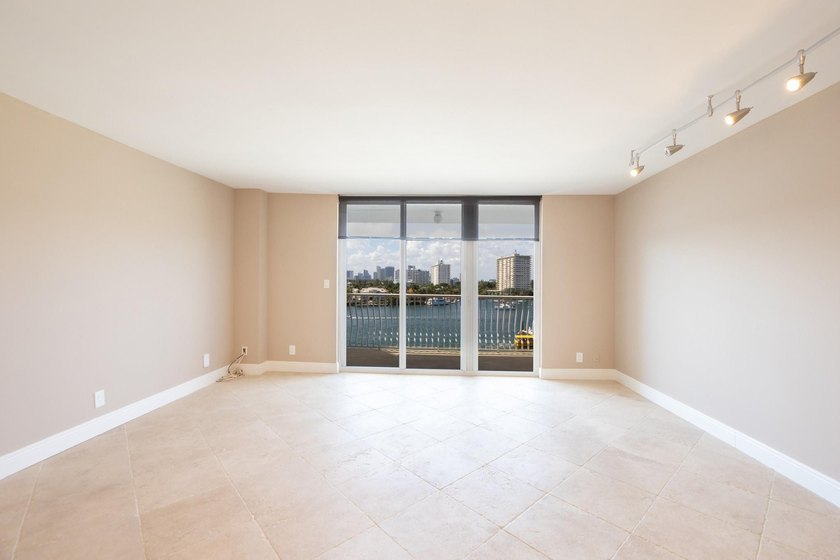 Amazing views of the Intracoastal Waterways, the City of Fort - Beach Condo for sale in Fort Lauderdale, Florida on Beachhouse.com