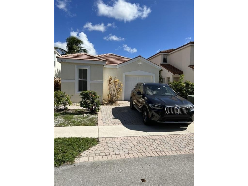 Location, location, location! Beautifully updated 2 bedroom, 2 - Beach Home for sale in Margate, Florida on Beachhouse.com