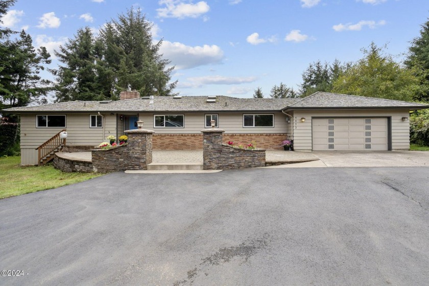 Amazing location with over 1 acre of private, park like land - Beach Home for sale in Lincoln City, Oregon on Beachhouse.com