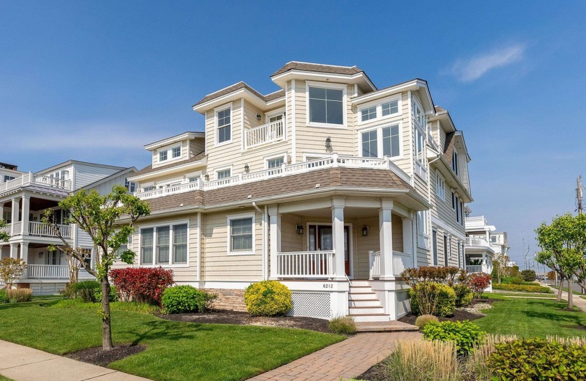 Expansive home on massive oversized 74x100 foot corner lot - Beach Home for sale in Avalon, New Jersey on Beachhouse.com