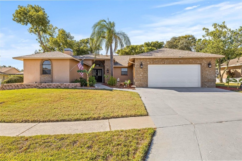 Welcome to this beautifully remodeled 3-bedroom, 3-bathroom home - Beach Home for sale in Spring Hill, Florida on Beachhouse.com
