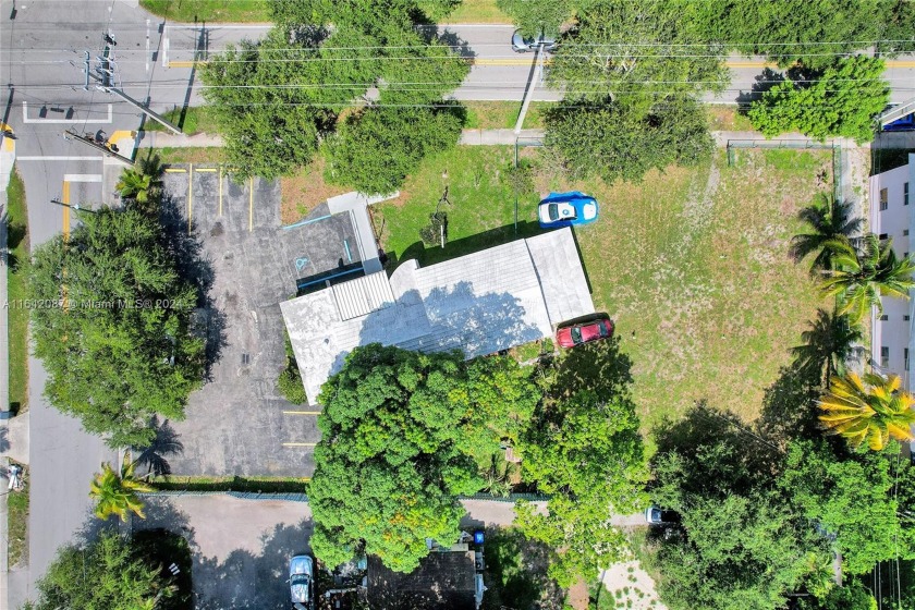 Double lot East Hollywood.  Property is about a mile and a half - Beach Lot for sale in Hollywood, Florida on Beachhouse.com