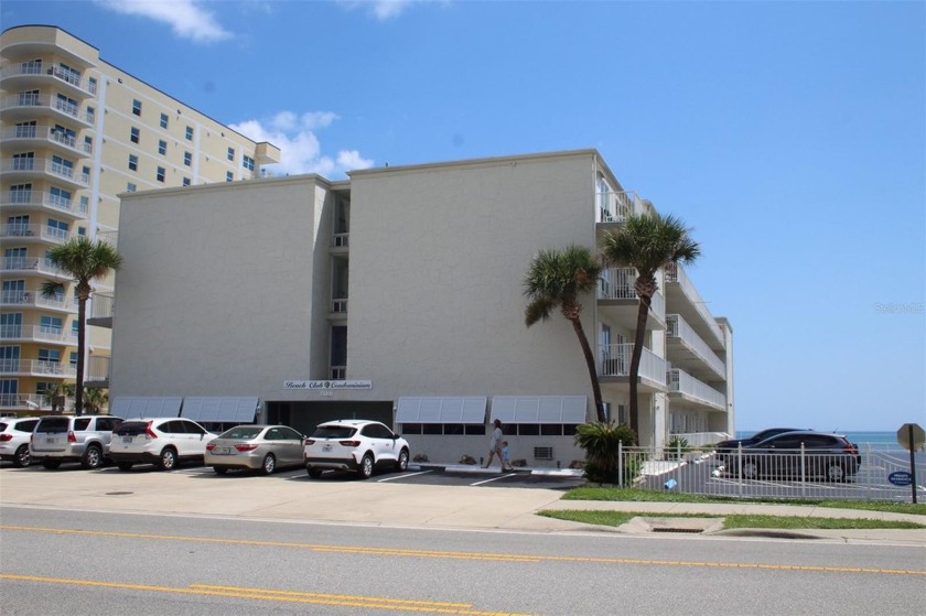 Welcome to your ideal coastal retreat in beautiful Daytona Beach - Beach Home for sale in Daytona Beach, Florida on Beachhouse.com