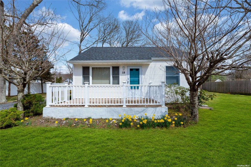 Step into this charming two-bedroom, one-bathroom retreat - Beach Home for sale in Mastic Beach, New York on Beachhouse.com