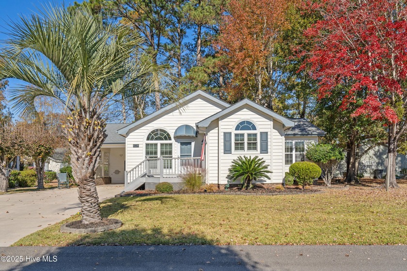 Ready to live in the quaint community of Saltaire Village in - Beach Home for sale in Calabash, North Carolina on Beachhouse.com