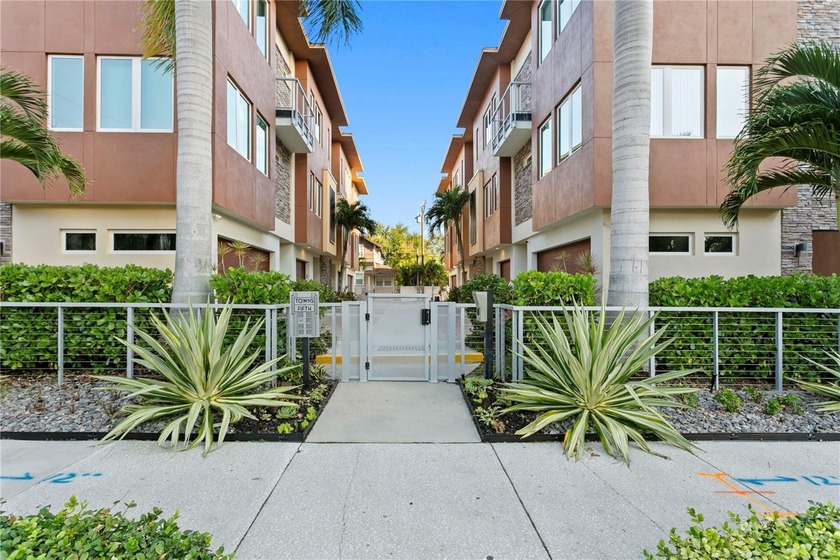 Imagine waking each morning to sunlight dancing across Tampa Bay - Beach Townhome/Townhouse for sale in St. Petersburg, Florida on Beachhouse.com