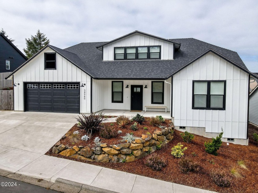 This stunning 2021-built 4-bedroom, 3.5-bathroom home is located - Beach Home for sale in Pacific City, Oregon on Beachhouse.com