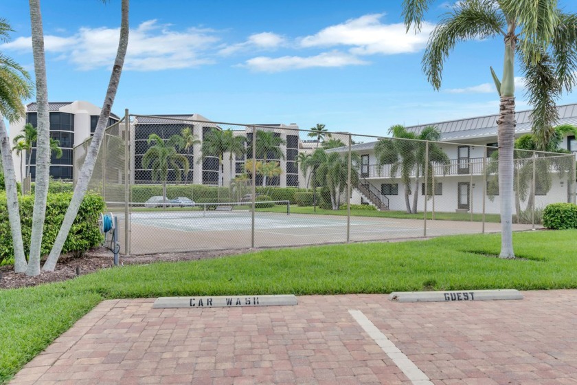 Island Paradise Condo on Marco Island - First floor no steps - Beach Condo for sale in Marco Island, Florida on Beachhouse.com