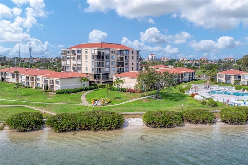 Discover coastal living at Palma Del Mar. Welcome to this - Beach Condo for sale in St. Petersburg, Florida on Beachhouse.com