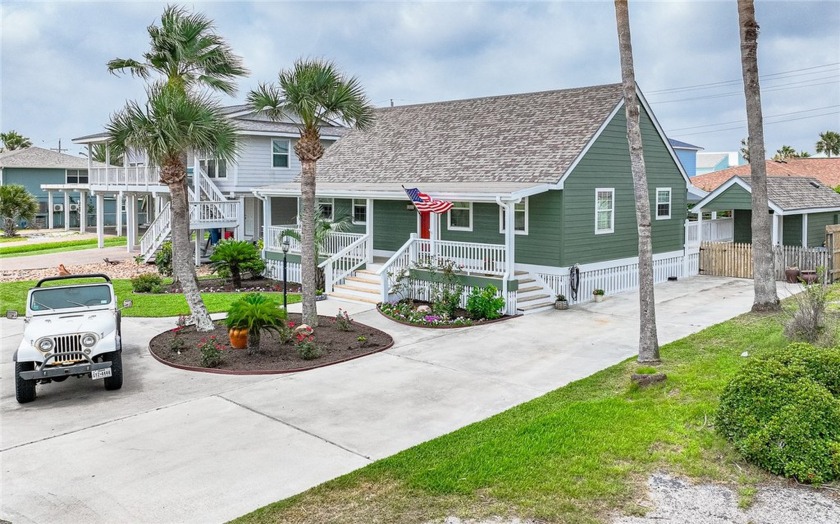 Welcome to your dream home in the desirable Key Allegro! This - Beach Home for sale in Rockport, Texas on Beachhouse.com